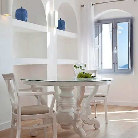 Katikies Santorini - The Leading Of The World Hotel